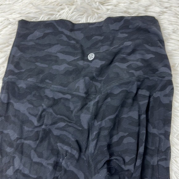 Lululemon Align Crop *21" Sequoia Camo Print Deep Coal Black - Picture 5 of 6